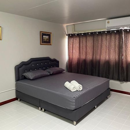 Appartement Muangthong C3,C4Near Impact à Nonthaburi Extérieur photo